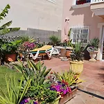 Delfines Апартаменты