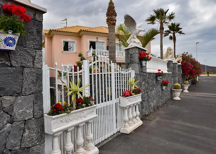 Delfines Apartment *